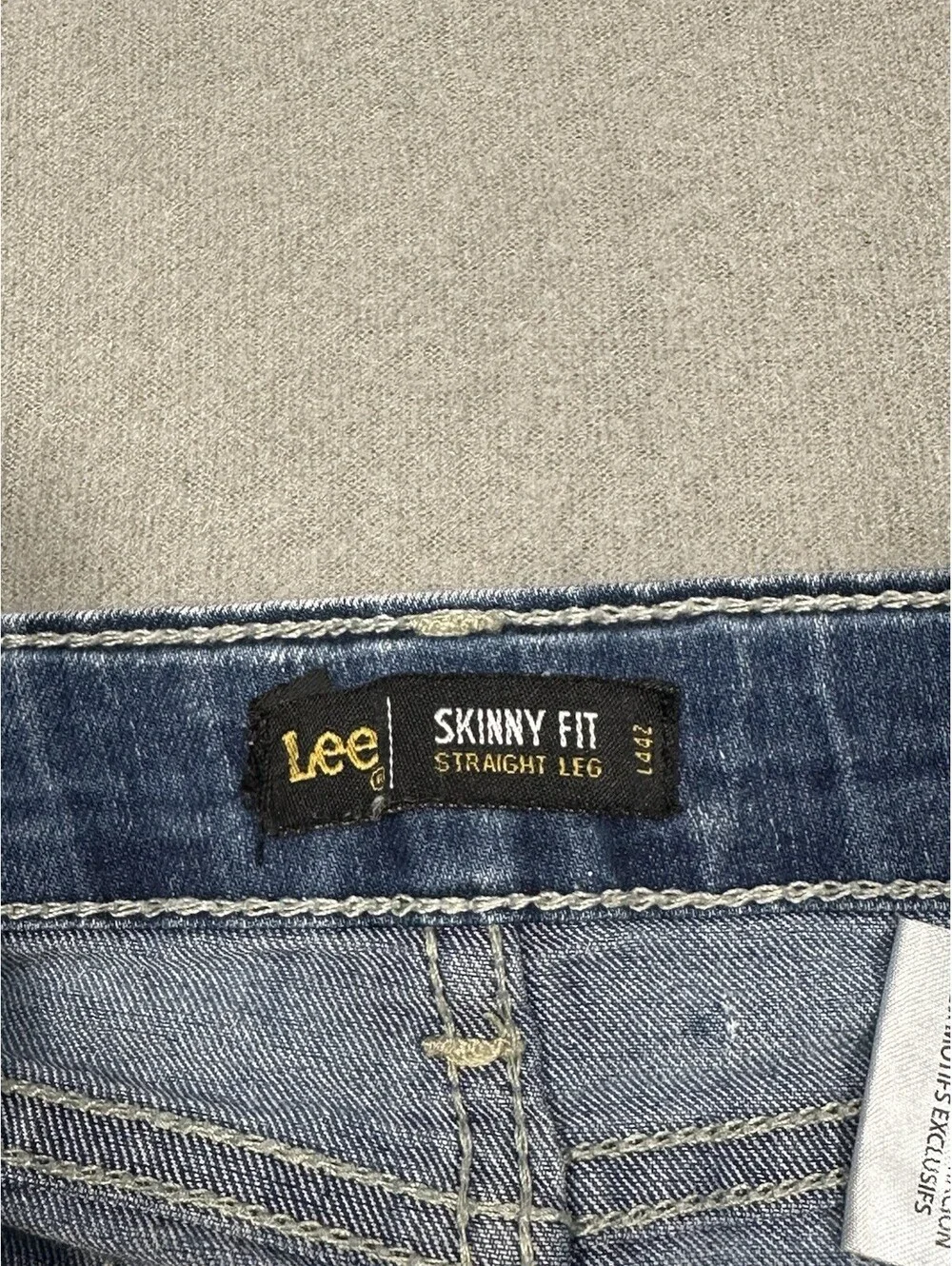 Lee Girls Skinny Fit 22x18 Straight Leg Jeans Size 6 Blue Stretch Denim